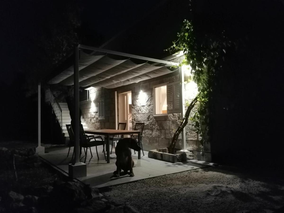 Olive Grove House Lumbarda Villa Eksteriør billede